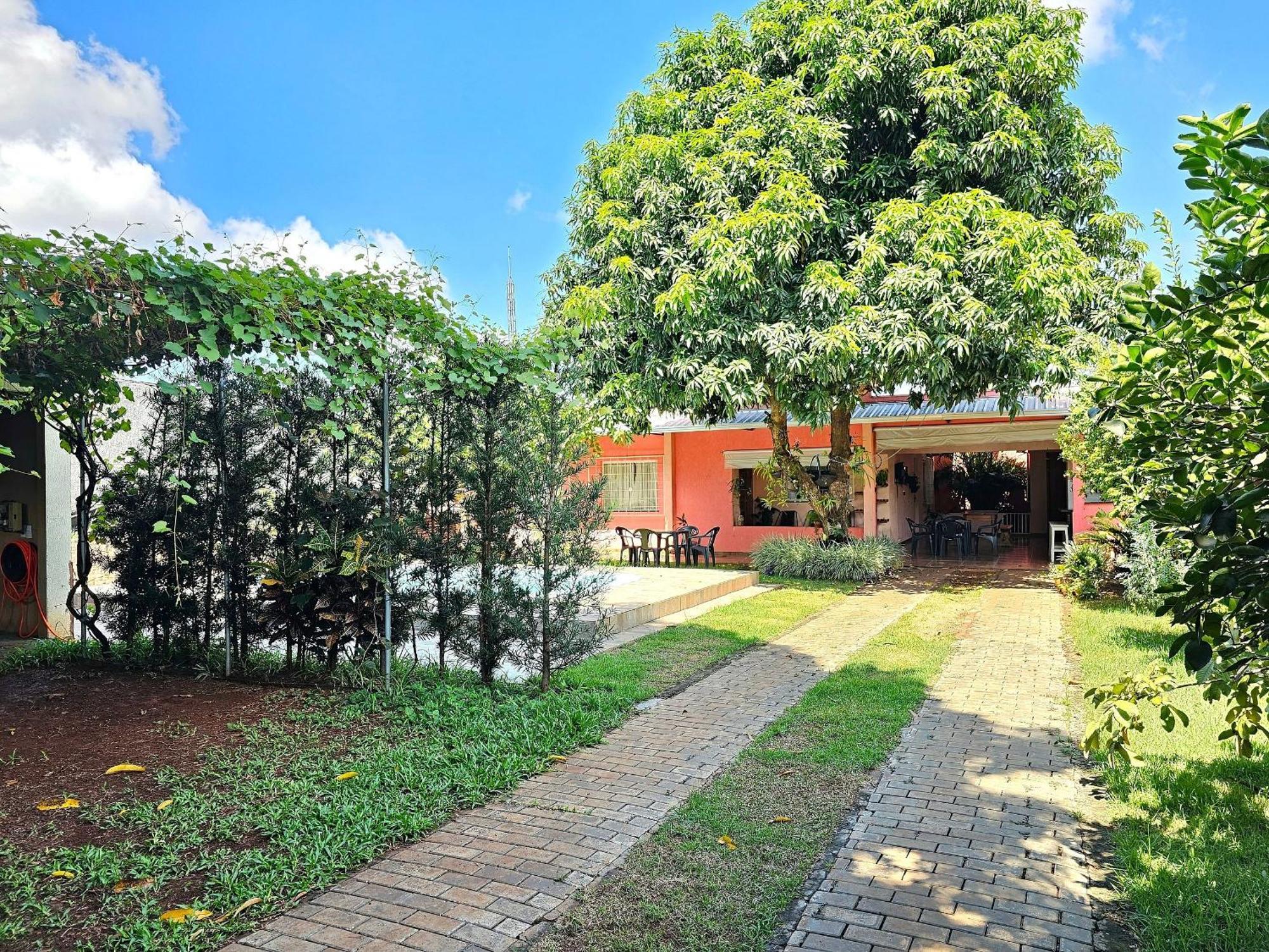 Casa4 Quartos Piscina Prox Centro E Cataratas Сasa de vacaciones Foz do Iguaçu